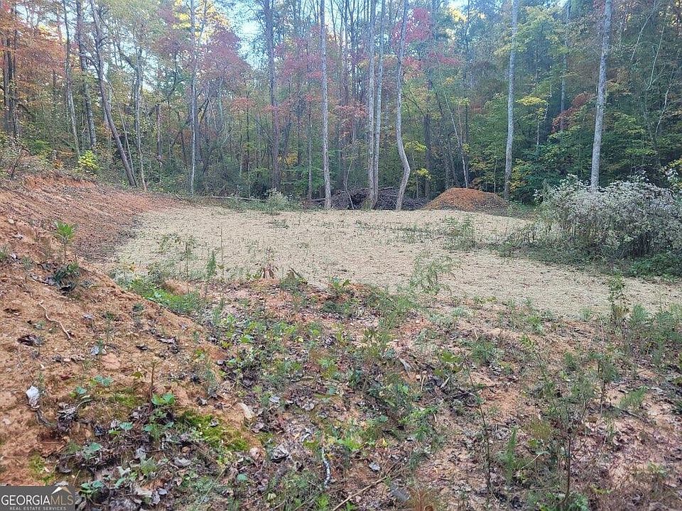 1st image of 16 Oscar Ct