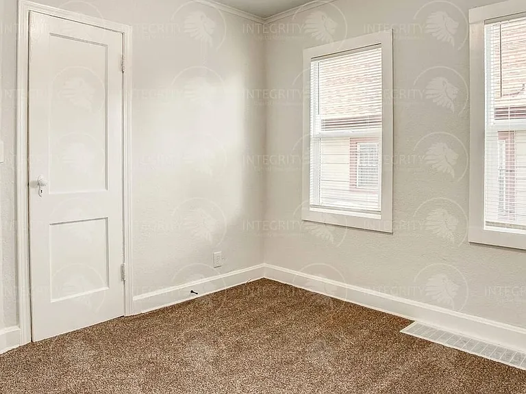 6210 Agnes Ave — Photo 21