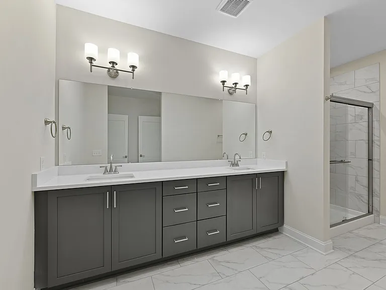 5233 Highpointe Lakes Dr #401 — Photo 45