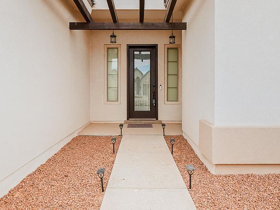 4th image of 14616 Tierra Resort Ave