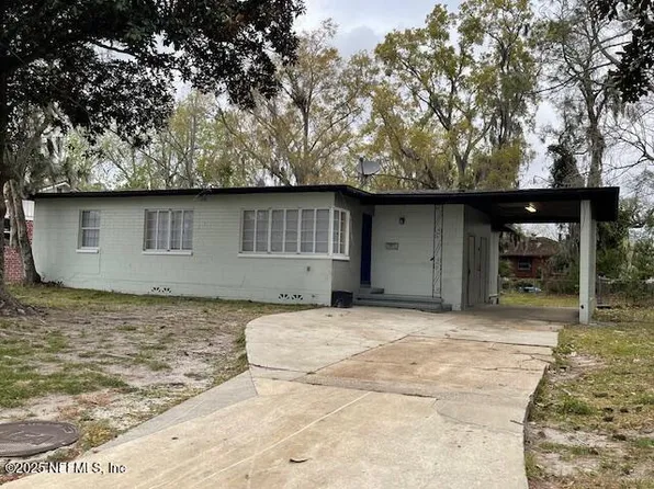 6333 BADNUR Drive, Jacksonville, FL 32210