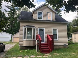 306 E Cavanaugh Rd, Lansing, MI 48910