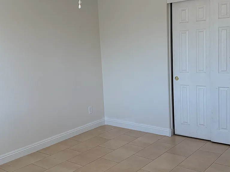 4820 Patterson Ave — Photo 23