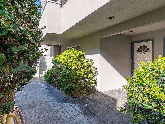 3rd image of 4864 Santa Cruz Ave