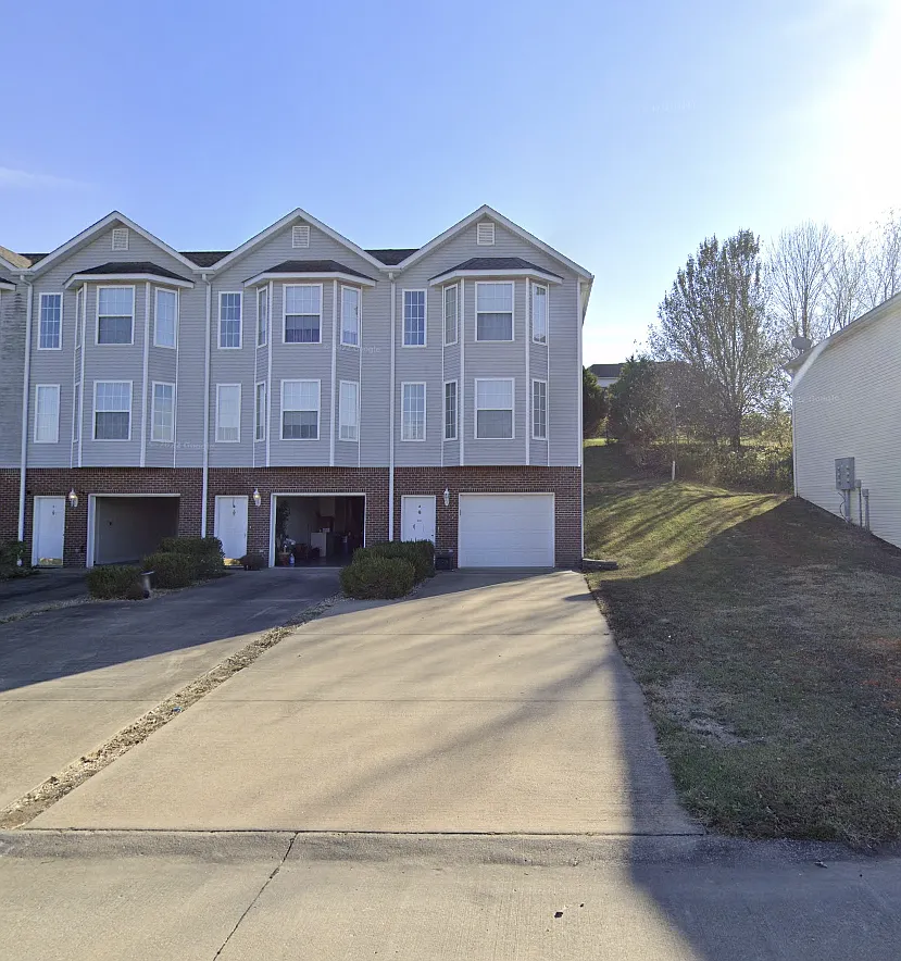 2345 Garrett Ln — Photo 1