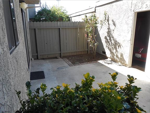 2nd image of 9525 Sepulveda Blvd Unit 5