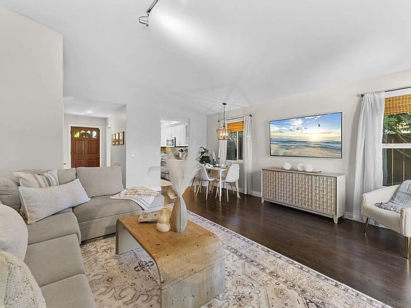 5th image of 7941 Calle Madrid