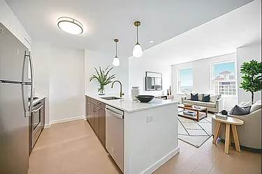 147-40 Archer Avenue, #2011
