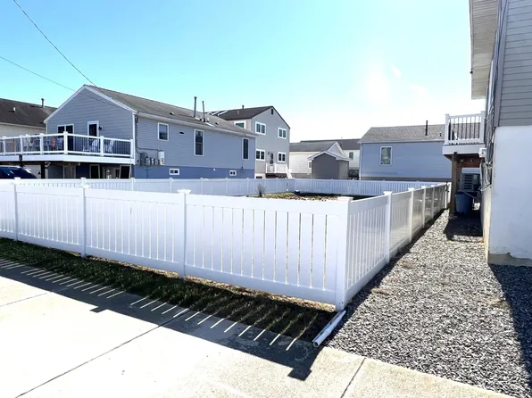632 W Pine Ave, West Wildwood, NJ 08260