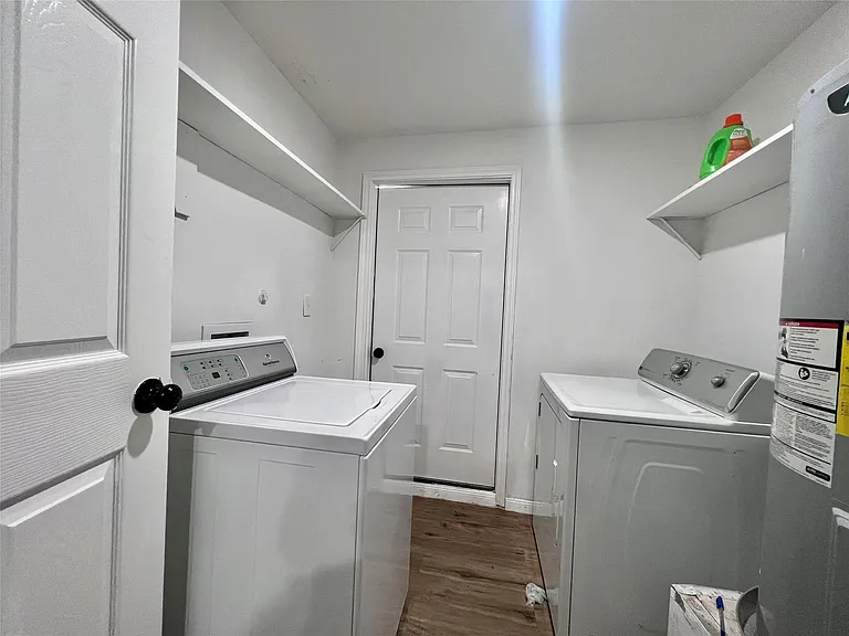 207 S Avenue A #A — Photo 9