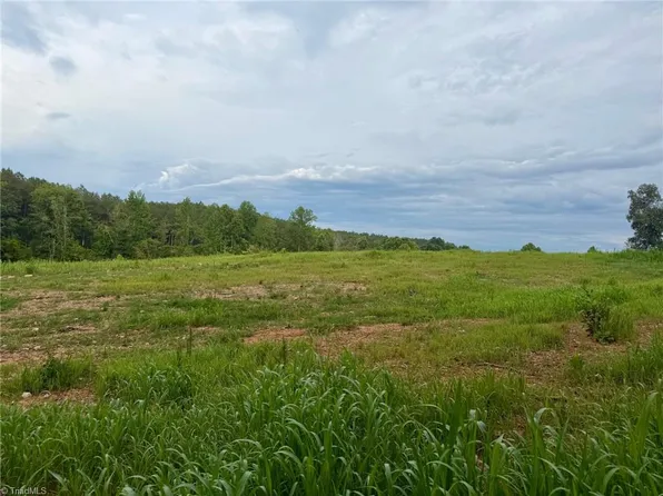 1000 Tarry Church Rd #3, Star, NC 27356