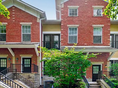 1037 Reserve Way, Indianapolis, IN, 46220