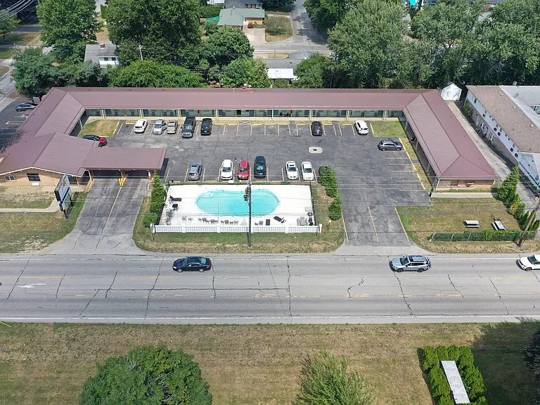 Presque Isle Extended Stay Suites — Photo 21