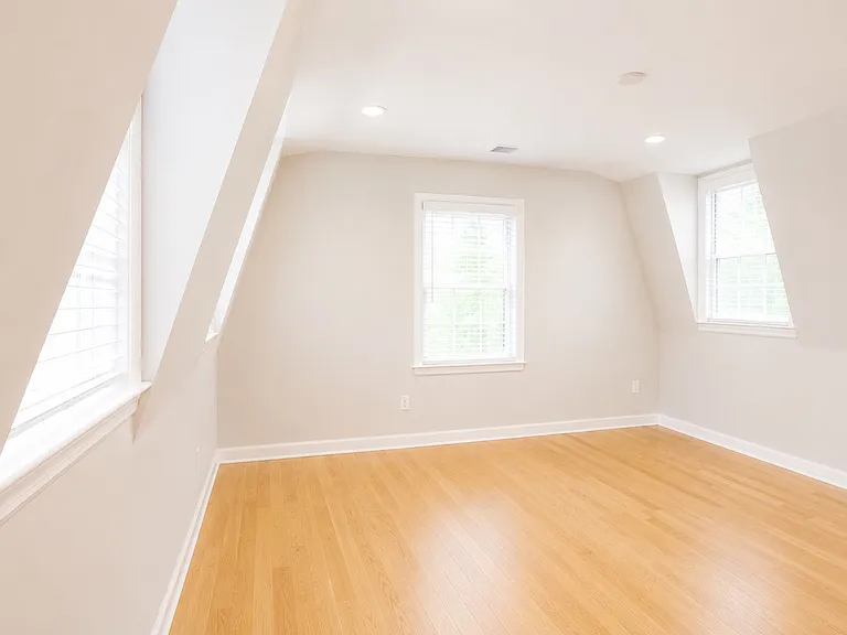 528 Cumberland St #2 — Photo 16