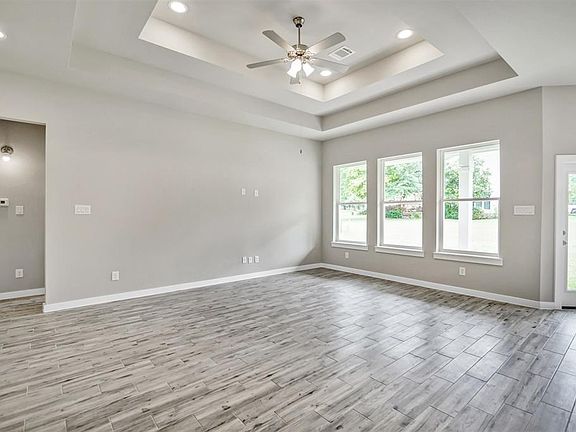 4th image of 5043 Pleasure Lake Dr