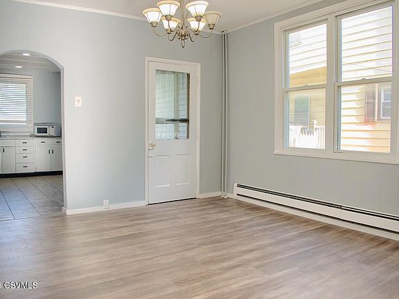 4th image of 27 N Sheridan St