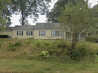 620 Roosevelt Ave, Springfield, MA 01118