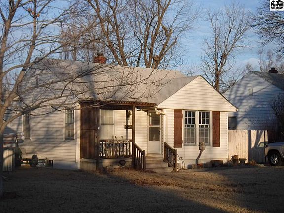 2nd image of 1019 Champa St