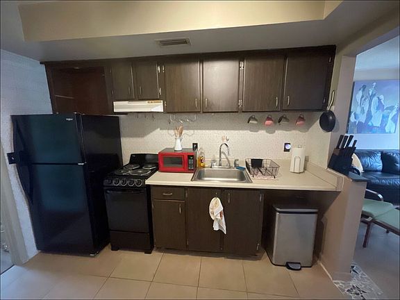 4th image of 46 Davis Blvd APT 101