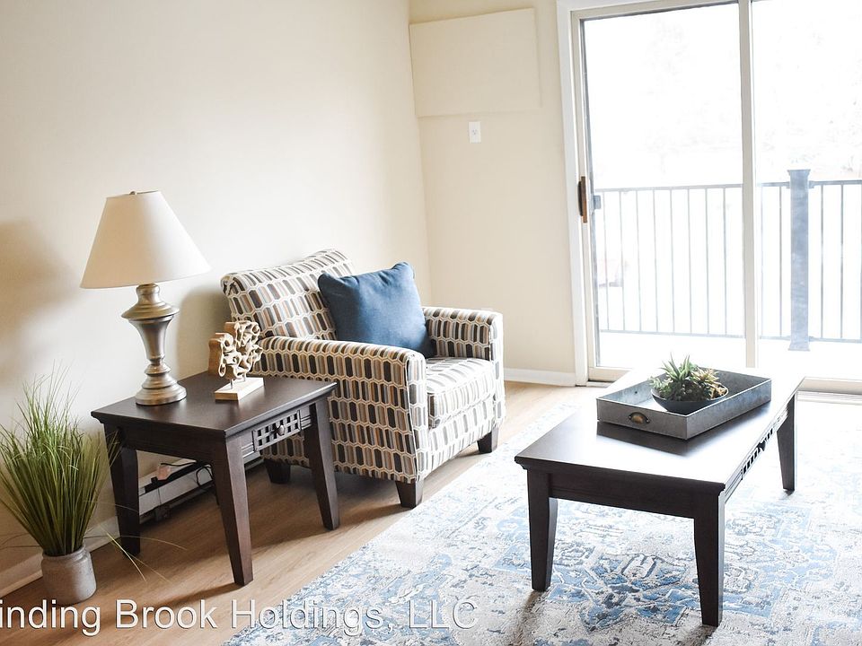 1st image of 5 Colatosti Pl APT 1