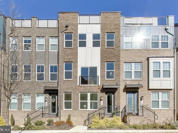 111 Armstrong Pl, Gaithersburg, MD 20878