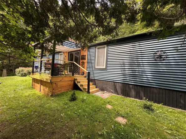 677 County Route 94, Hankins, NY 12736