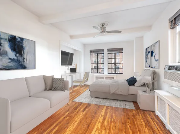 25 Tudor City Place image 1 of 13