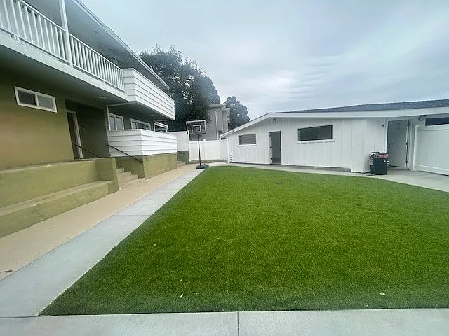 1159 W 3rd St #1 — Photo 20