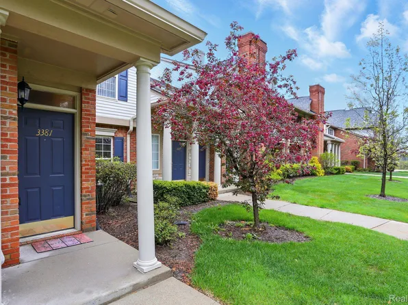 3381 Tremonte Cir S #210, Rochester, MI 48306