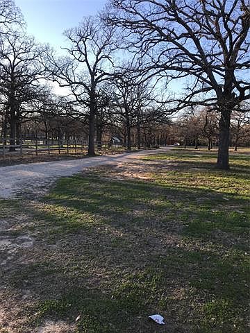 1st image of 220 Fm Road 3039