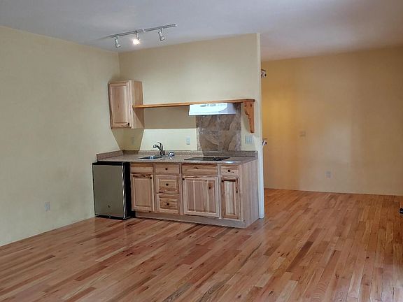 3rd image of 504 S Saint Francis Dr