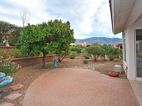 5th image of 987 E Seven Palms Dr