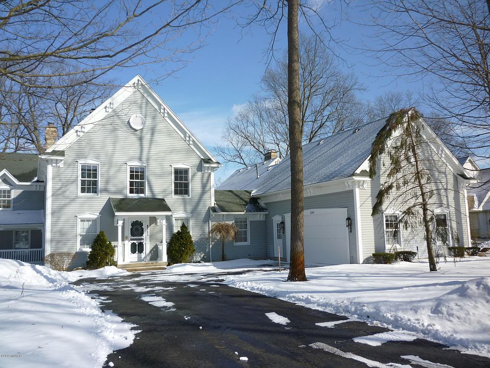 1st image of 8342 Wallinwood Springs Dr #30