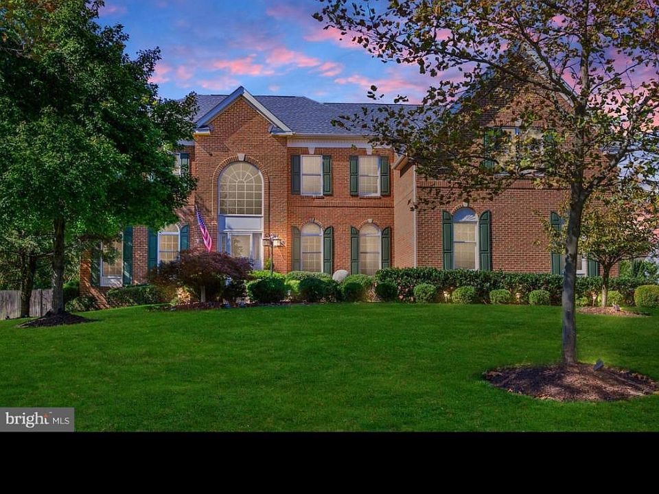 1st image of 23393 Summerstown Pl