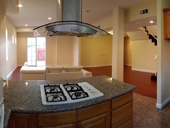 5th image of 1612 W 146th St