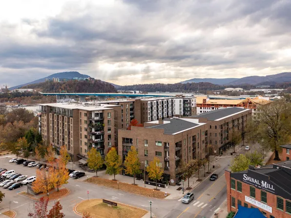 200 Manufacturers Rd APT 442, Chattanooga, TN 37405