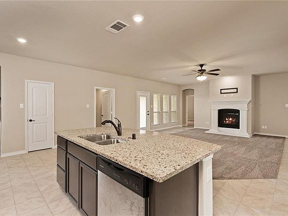 5th image of 3617 Hudson Dr