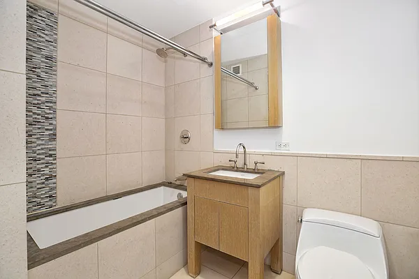 Sold by Compass | media 21