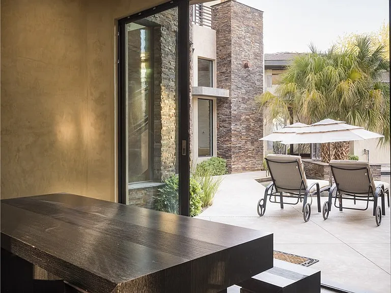 17 Soaring Bird Ct — Photo 31