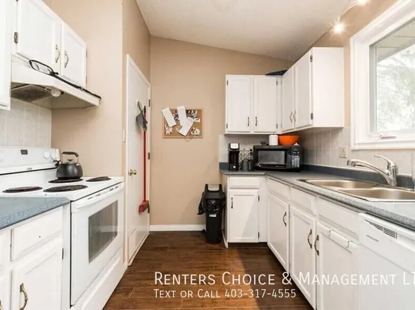 62A Oxford Rd W, Lethbridge, AB T1K 4V5