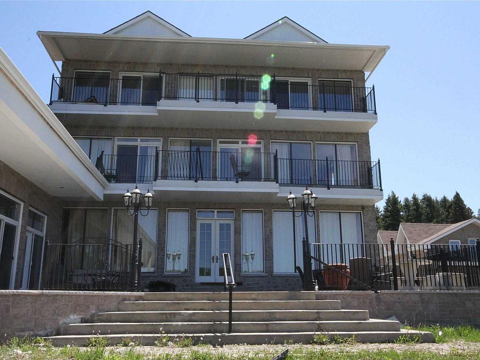 2nd image of 1000 Champlain Rd