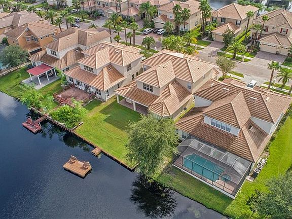 2nd image of 18026 Cozumel Isle Dr