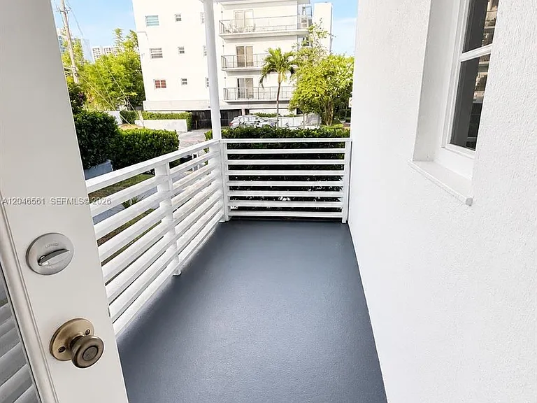 2456 Flamingo Dr #10 — Photo 6