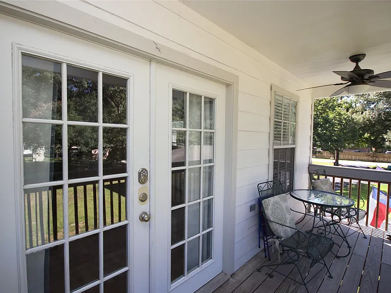 30208 E Geneva Dr — Photo 3