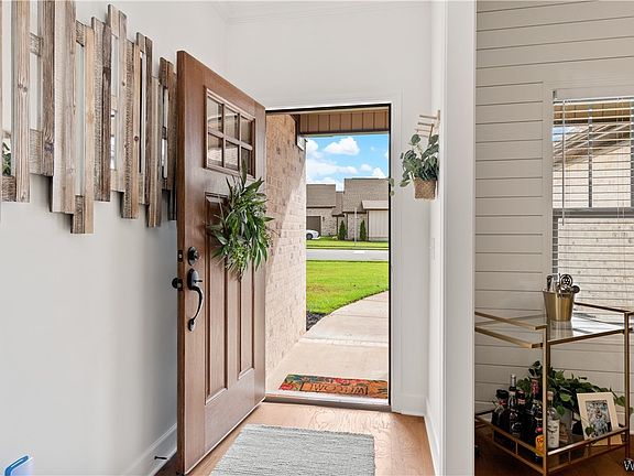 5th image of 13750 Highland Pointe Dr
