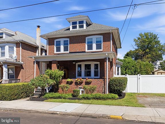 3rd image of 1027 South St