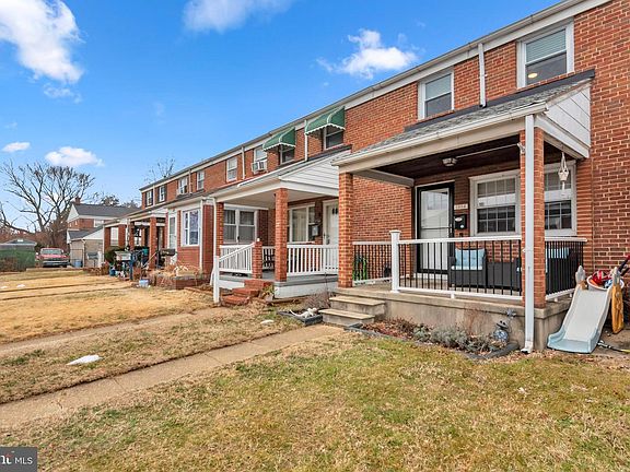 5th image of 1954 Stanhope Rd