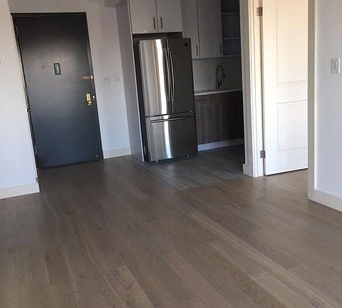 3rd image of 6298 Woodhaven Blvd #4