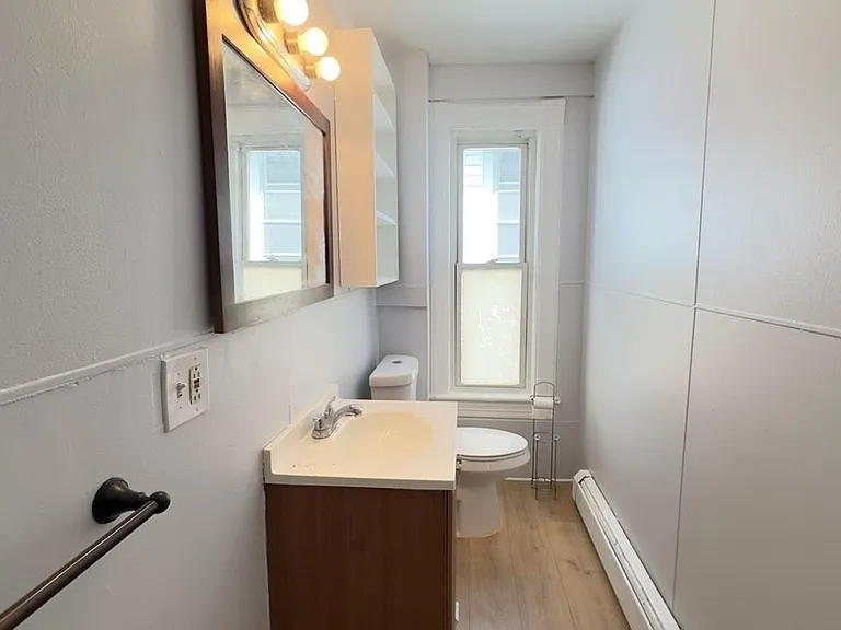 51 Worrall Ave #2 — Photo 7
