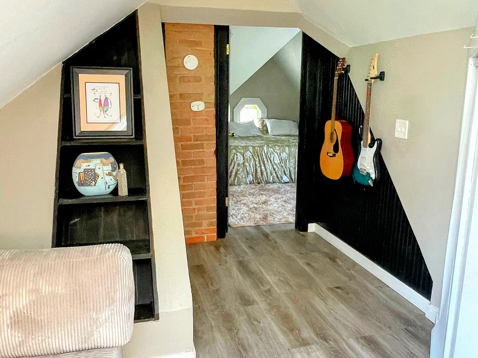 519 N Weber St — Photo 3
